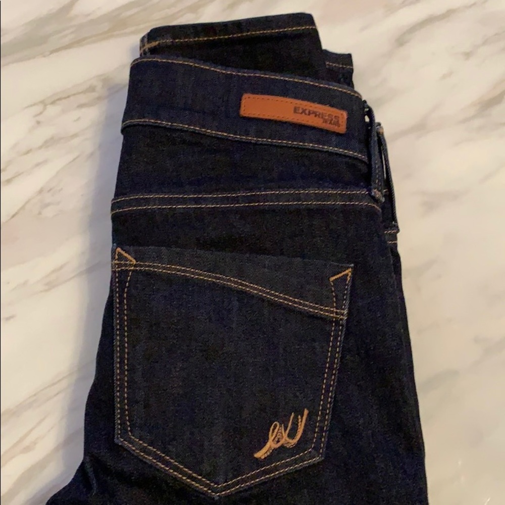 Express Midrise Cropped Skinny Jeans.  Sz 00